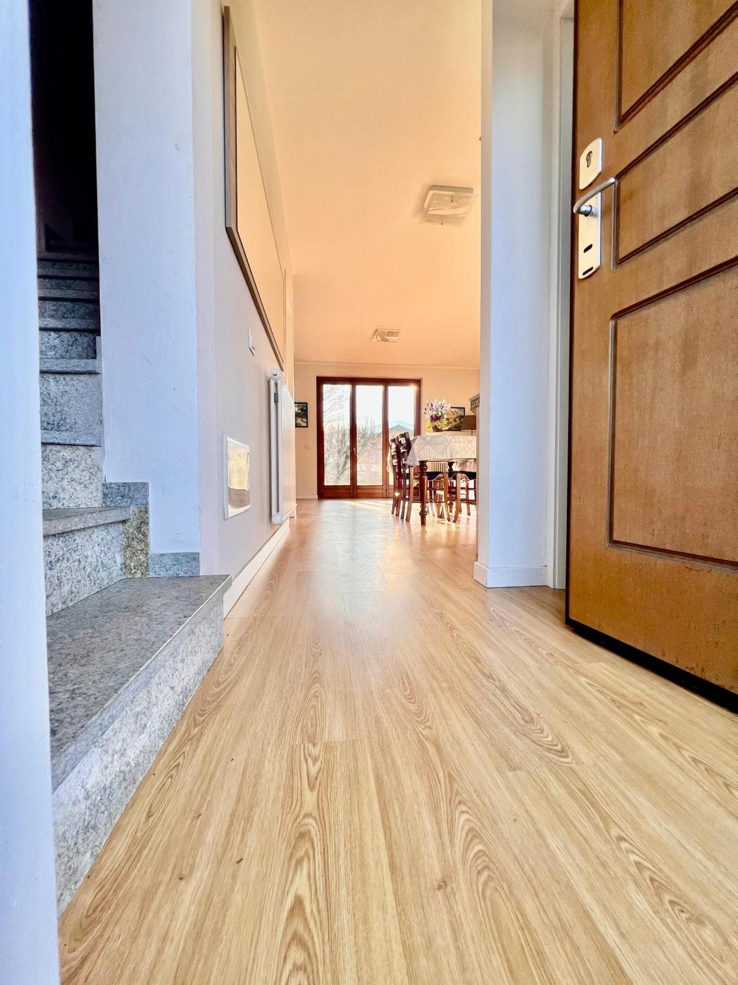 Colico Zen House Villa Bagian luar foto